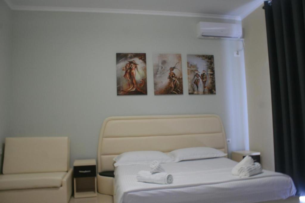 Apartments In Potam Himare Exterior photo