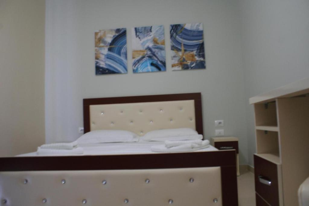 Apartments In Potam Himare Exterior photo
