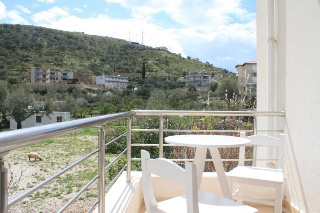 Apartments In Potam Himare Exterior photo