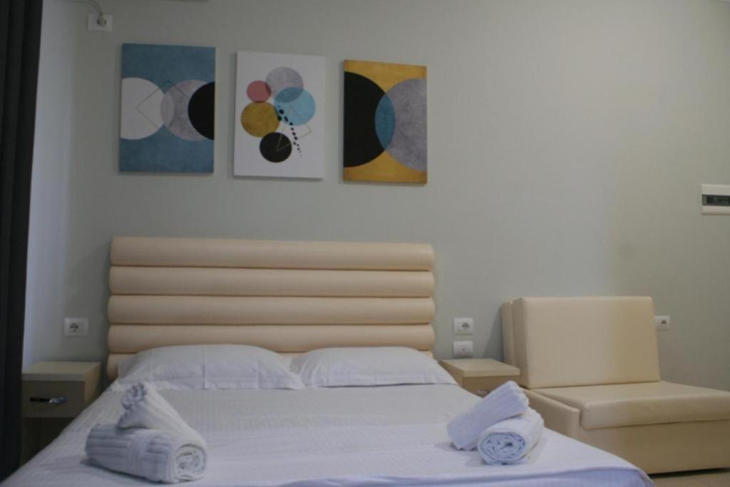 Apartments In Potam Himare Exterior photo
