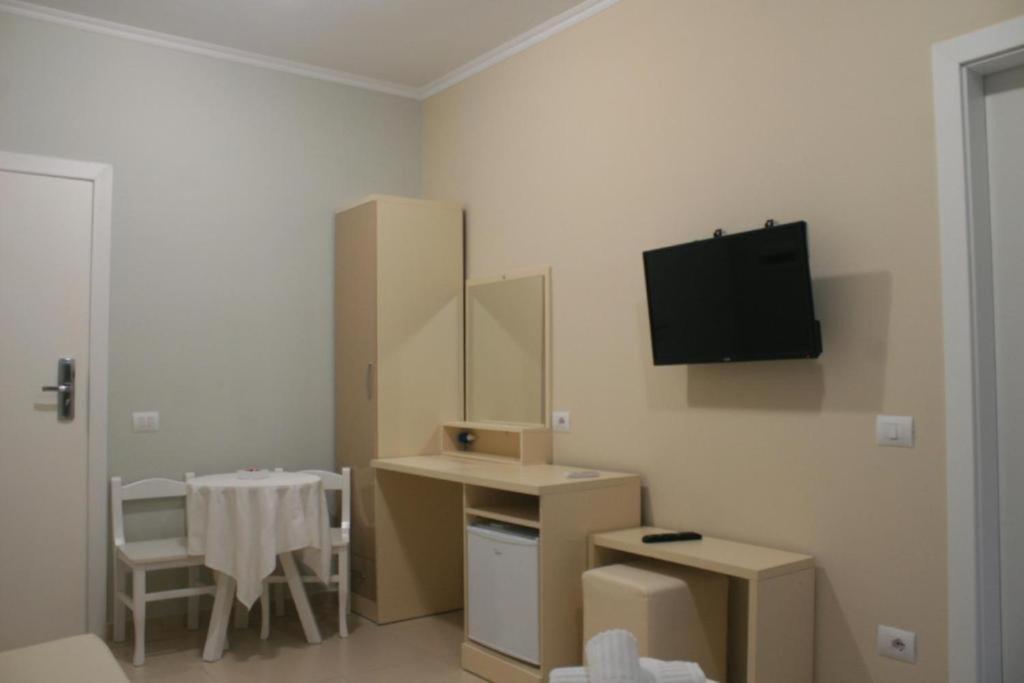 Apartments In Potam Himare Exterior photo